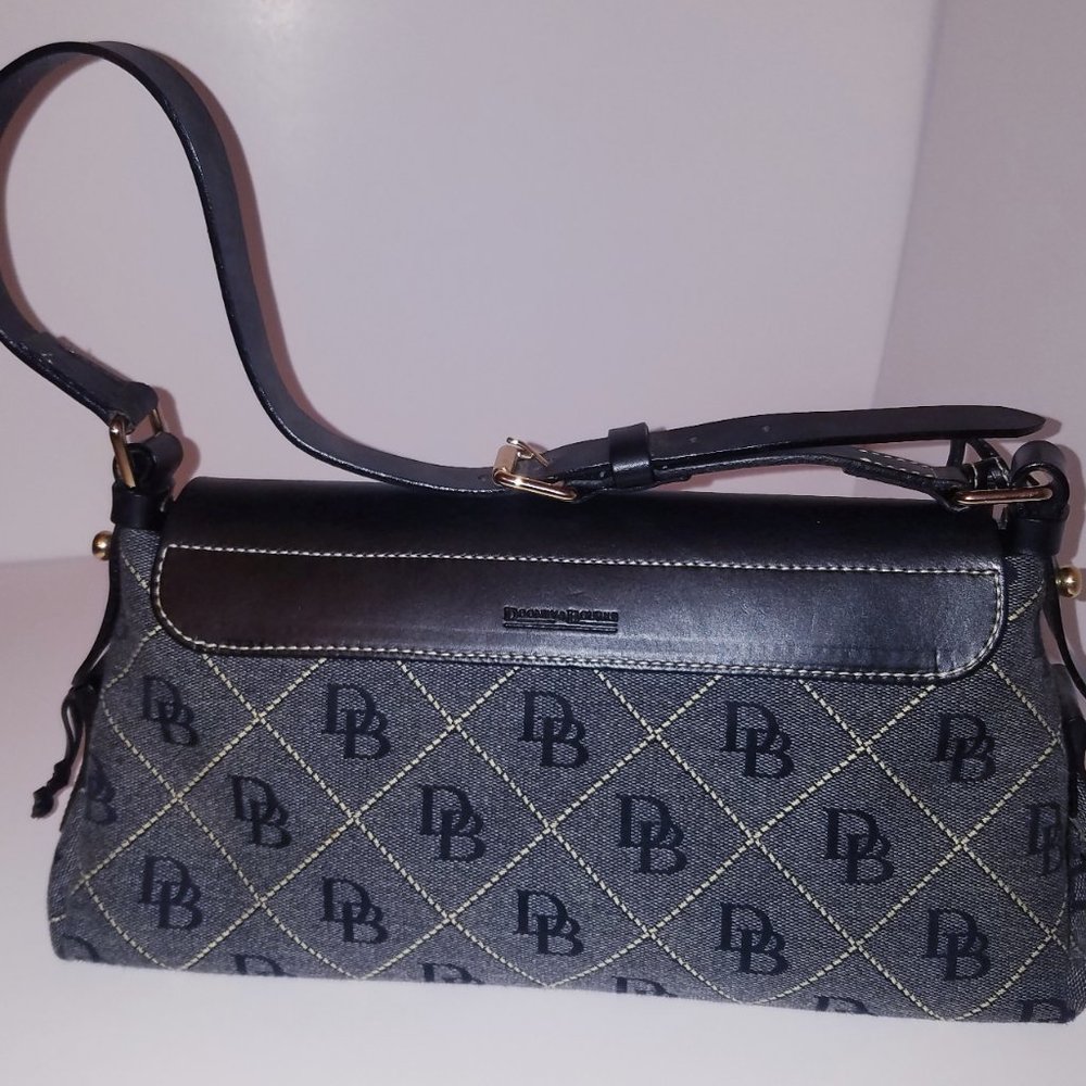 Dooney & Bourke - Picture 2 of 13